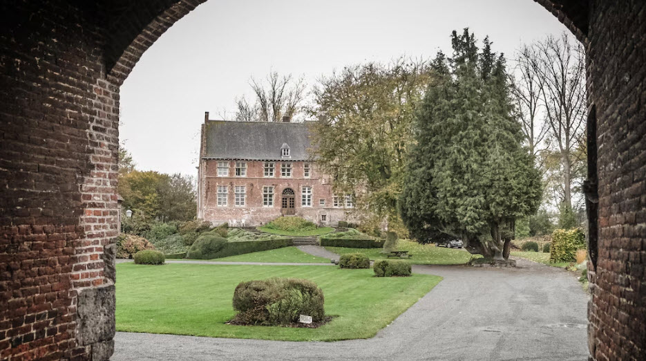Oud Kasteel Van Vichte, Belgium